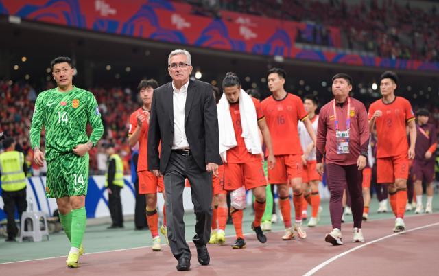 1758867855562006592.jpg (体育)(32)足球——世预赛:中国队不敌澳大利亚队XxjpseC007338_20250325_PEPFN0A001.jpg